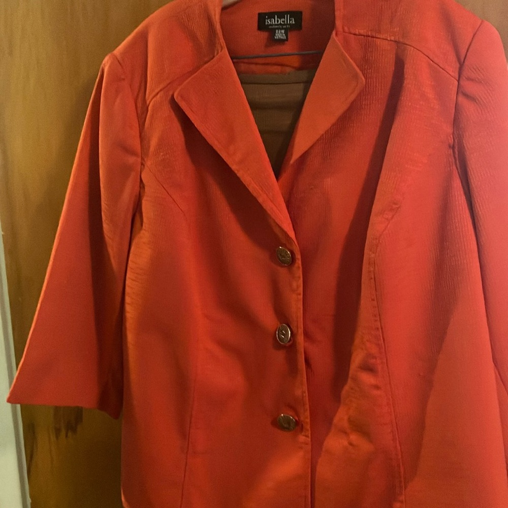 Year-Round Woman’s Suit